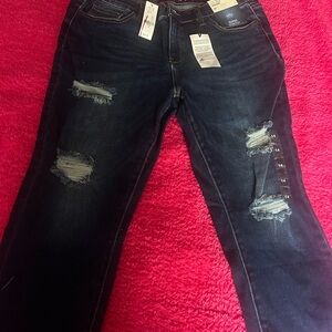 Dark Wash Distressed Women’s crop legging Blue